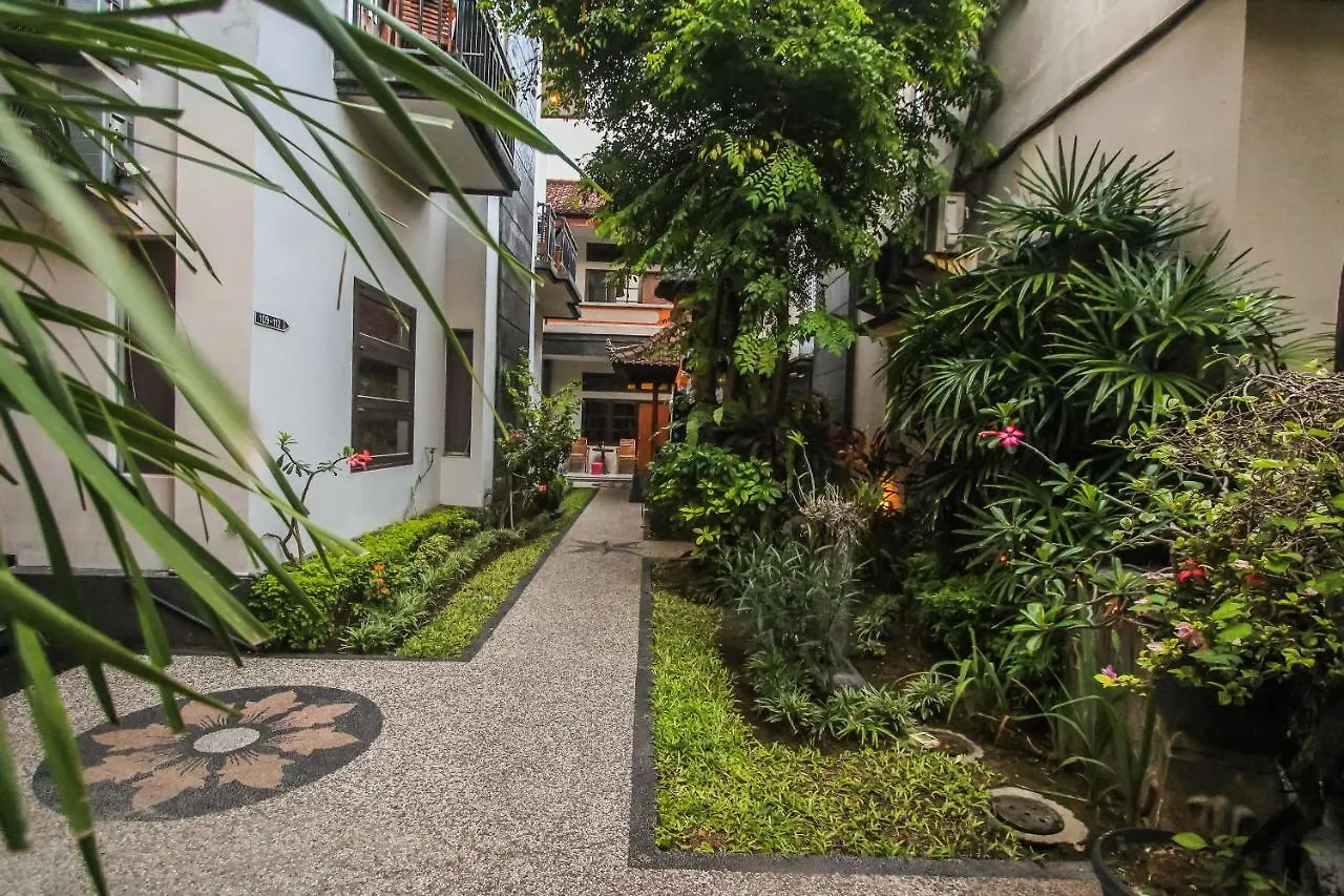 Legian Village Hotel - CHSE Certified 3*,  Indonesië